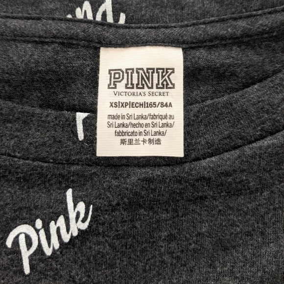 LN Victoria's Secret PINK All-Over Graphic Logo T - Picture 3 of 5